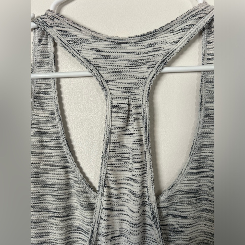 Lululemon Essential Tank Top - Picture 5 of 6